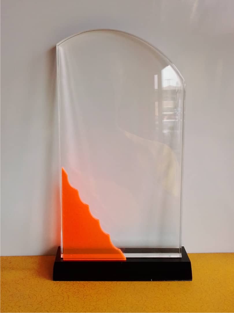 quality-wholesale-acrylic-award-branding-expert-Accra-Sunyani-Tema-Techiman-Kumasi-Takoradi-Obuasi-Cape-Coast-Ashiaman-Agona-Swedru-Takoradi-Teshi-ghana-west-africa (2)